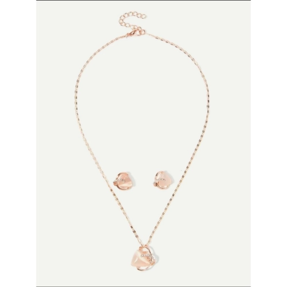 Beautiful Necklace/Earring set 💕 - Picture 3 of 4